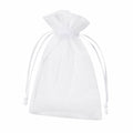 Sacchetto regalo 10 x 15 cm in organza bianca con chiusura a coulisse