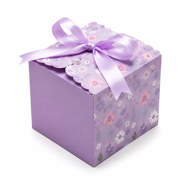 Scatola regalo 20 x 20 x 20 cm in cartone lilla con motivo floreale e nastro decorativo